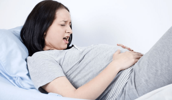 Hamilelik sırasında solucanlar ile karın ağrısı